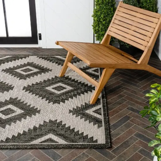 Lior Geometric Moroccan Diamond Indoor/Outdoor Area Rug - JONATHAN Y image {8}