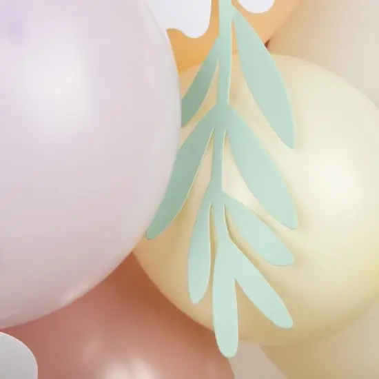 Meri Meri Pastel Daisy Balloon Garland image {4}