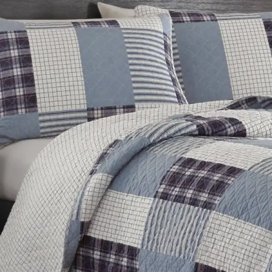 Camano Island Quilt And Sham Set Plum - Eddie Bauer&reg; image {2}