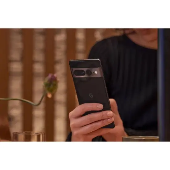 Google Pixel 7 Pro 5G Unlocked (128GB) Smartphone image {9}