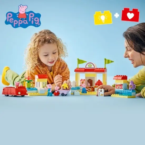 LEGO DUPLO Peppa Pig Supermarket Toy 10434 image {4}