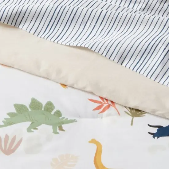 Dinosaur Kids' Bedding Set with Sheets - Pillowfort&trade; image {3}