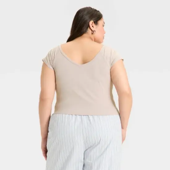 Women's Short Sleeve Double V-Neck Ribbed T-Shirt - Wild Fable&trade; image {1}