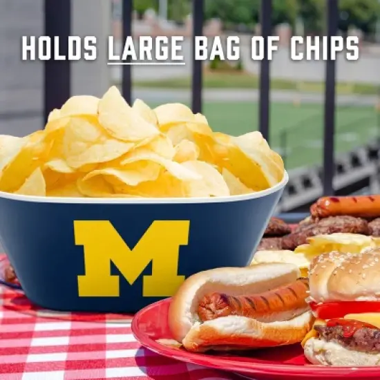 NCAA Michigan Wolverines Serving Bowl: Melamine Rounded Square Tableware image {4}