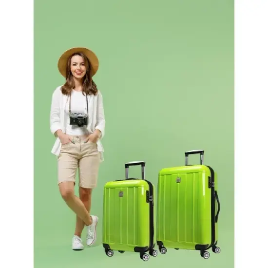 World Traveler Contour 24-Inch Lightweight Polycarbonate Hardside Expandable Spinner Luggage with TSA Lock image {7}