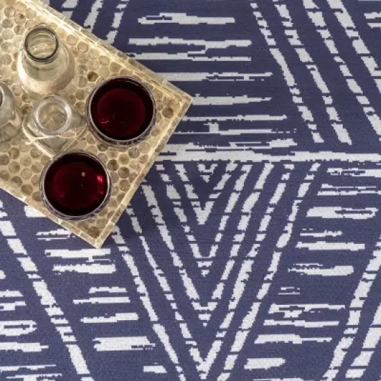 nuLOOM Nelle Machine Washable Indoor/Outdoor Area Rug image {5}