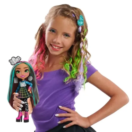 Art Squad NeNe Doll image {1}