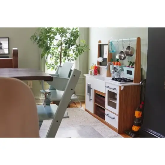 Kidkraft Farmhouse Play Kitchen with 18pc Accessory Play Set image {10}