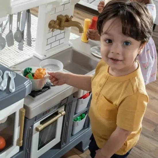 Step2 Gilded Gourmet Kitchen - 21pc image {6}