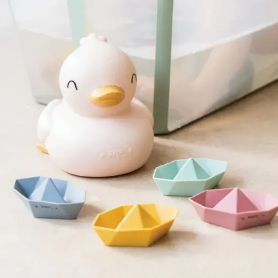 SARO "Origami" Bath Toys - Mold-Proof, Silicone Boats, Teethers & Sensory Toys for Babies image {4}