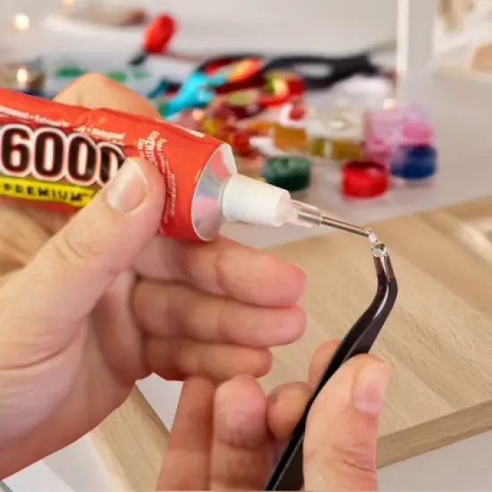 E6000 Premium Clear Adhesive with Precision Tips image {1}