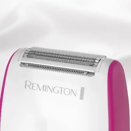 Remington Compact Women's Travel Electric Shaver WSF4810D - Trial Size image {2}