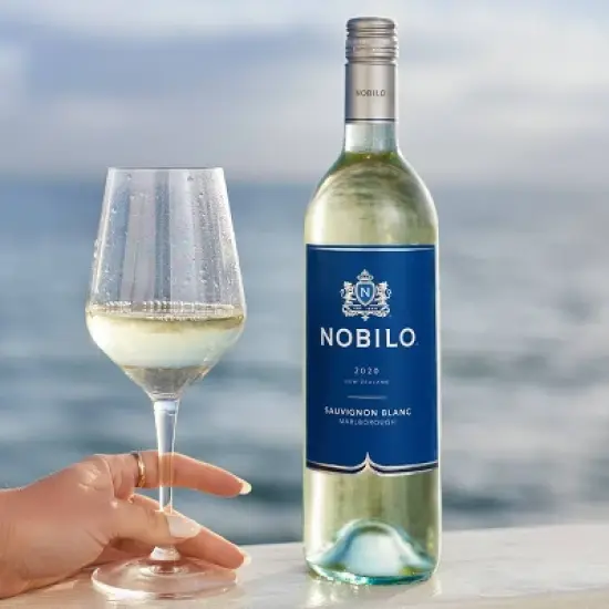 Nobilo Regional Collection Sauvignon Blanc White Wine - 750ml Bottle image {1}