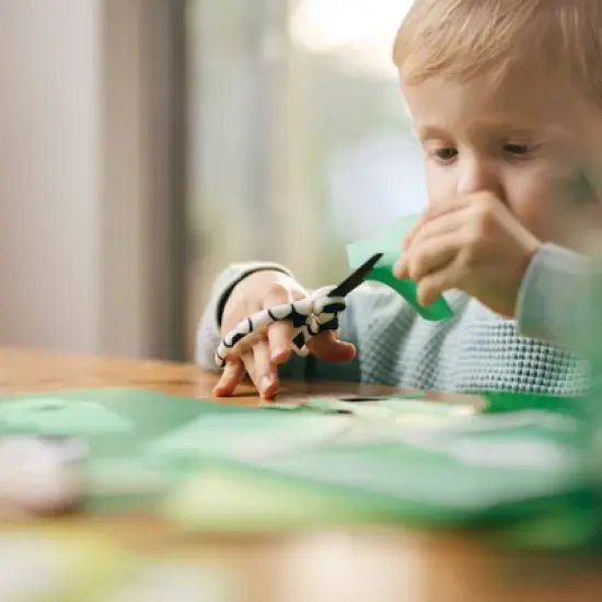 Fiskars 5" Non-Stick Sport Blunt Kids' Scissors image {5}