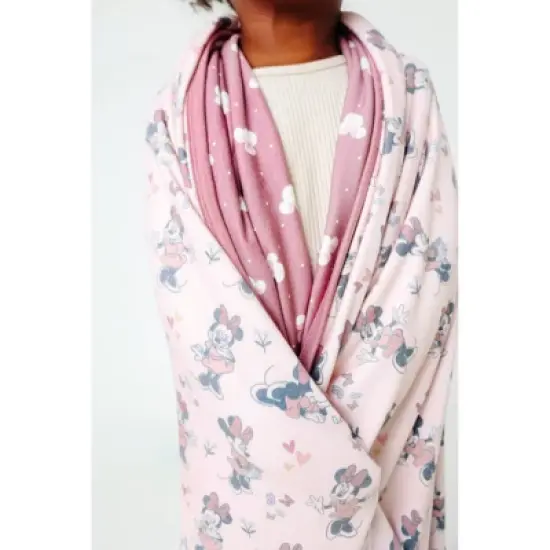 Copper Pearl 3-Layer Quilt Blanket - Minne Mouse image {4}