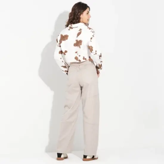 Women's Twill Utility Crop Shirt - Wild Fable&trade; image {2}