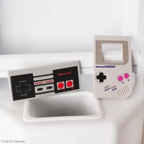 Bumkins Nintendo Silicone Teether - Game Boy image {4}