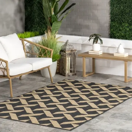 nuLOOM Geometric Trellis Indoor/Outdoor Area Rug image {1}