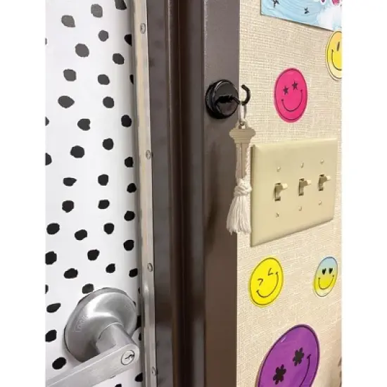 Teacher Created Resources&reg; Black & White Magnetic Hooks, Pack of 4 image {3}