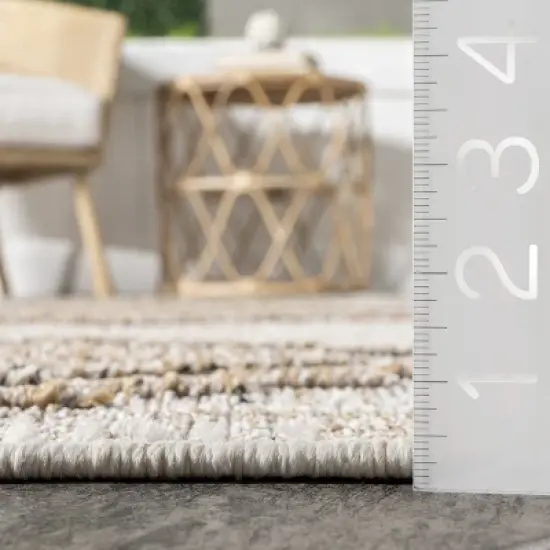 nuLOOM Izetta Southwestern High-Low Indoor/Outdoor Area Rug image {2}