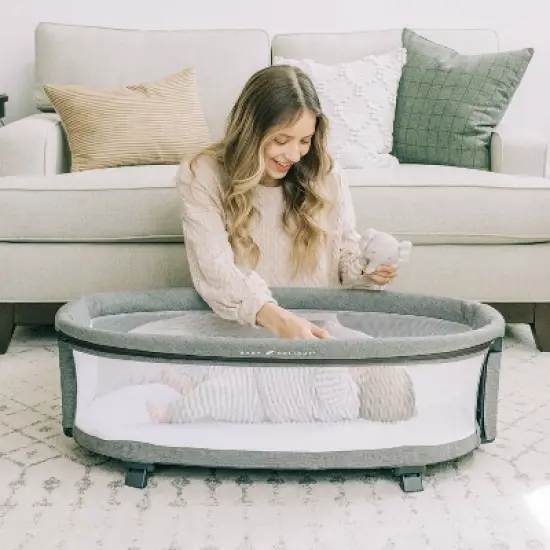 Baby Delight Beside me Nova Deluxe Bedside Bassinet image {4}
