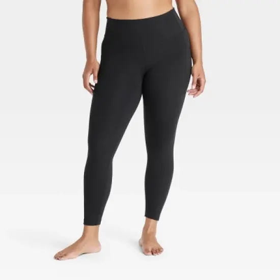 Women's Dynamic Flex High-Rise Pocketed 7/8 Leggings - All In Motion&trade; image {2}