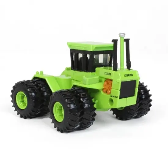 ERTL 1/64 Steiger Super Wildcat II 4WD Tractor With Duals 44249 image {1}