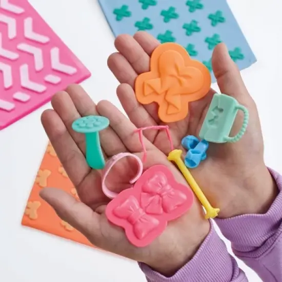 Play-Doh Barbie Pearls and Bows Pattern Pack image {6}