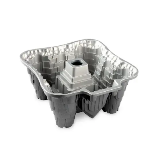 Nordic Ware Castle Bundt&reg; Pan image {3}