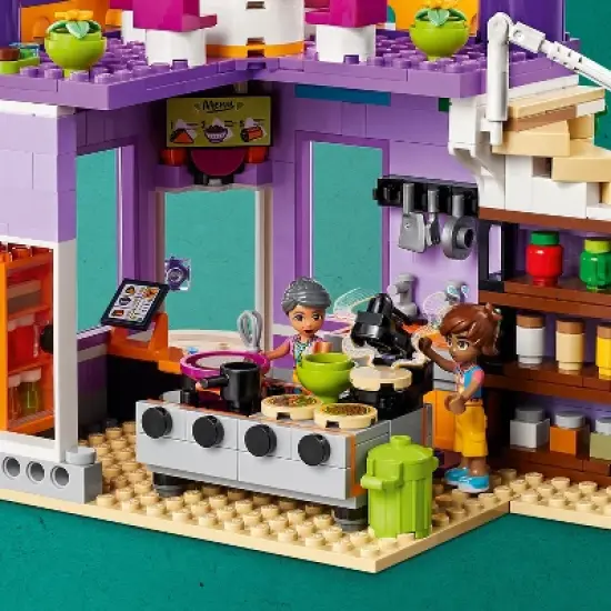 LEGO Friends Heartlake City Community Kitchen Pretend Chef Building Toy 41747 image {2}