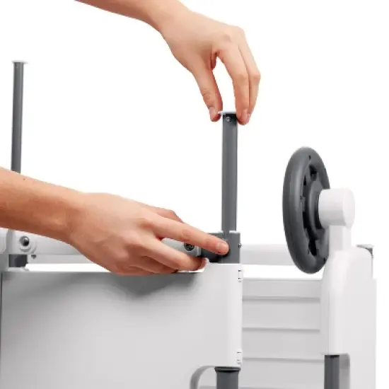 Radio Flyer Play & Fold Away Modern Farm House image {15}