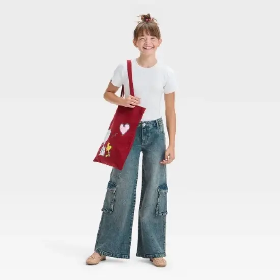 Girls' Mid-Rise Wide Leg Cargo Jeans - art class&trade; image {2}