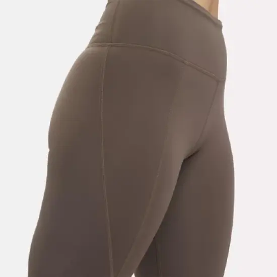 Lux High-Rise Bike Shorts image {5}