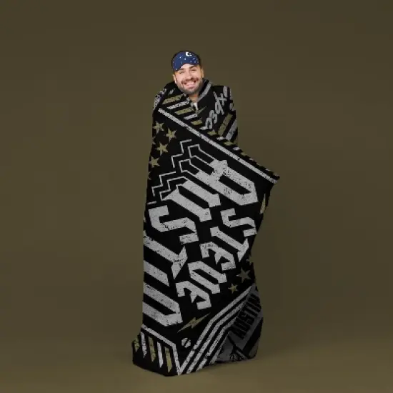 Sleep Squad WWE Stone Cold Steve Austin 60 x 80 Raschel Plush Throw image {3}