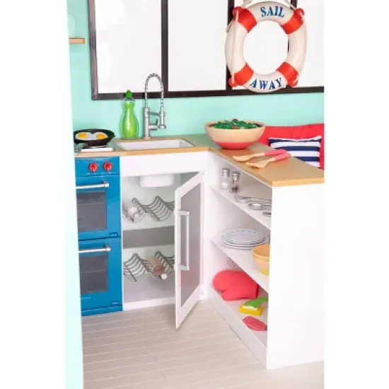 Our Generation Seaside Beach House Playset for 18" Dolls image {3}