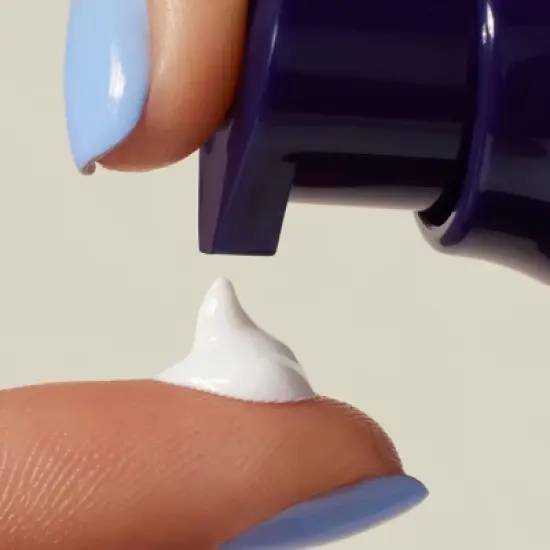 Curology Everyday Sunscreen for Face - SPF 30 - 2.02 fl oz image {2}