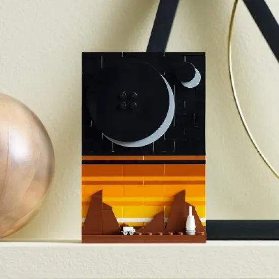 LEGO Ideas Tales of the Space Age Building Set, 4 Connectible 3D Postcard Models 21340 image {4}