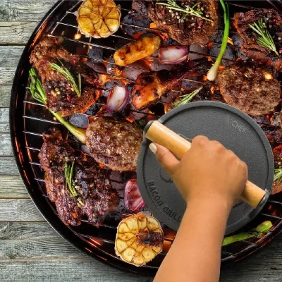 Commercial Chef Pre-Seasoned Cast Iron Press with Easy Grip Wooden Handle, 7-Inch Surface with Grill Marks, Chef Press Round Grilling Accessory image {3}