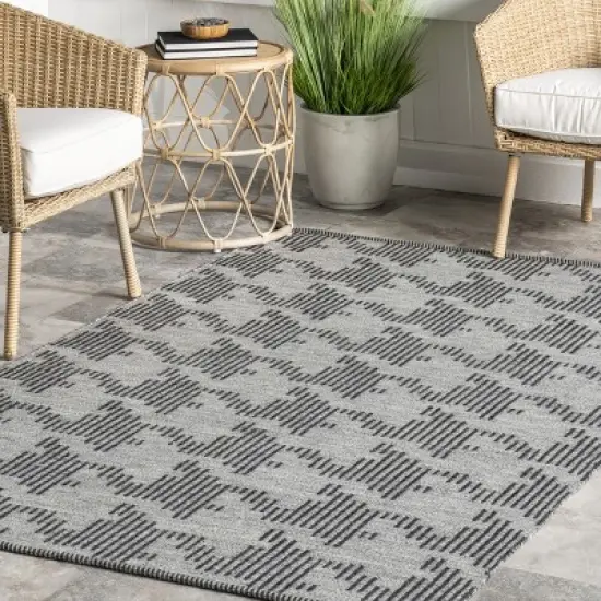 nuLOOM Resi Geometric Striped Indoor/Outdoor Patio Area Rug image {8}