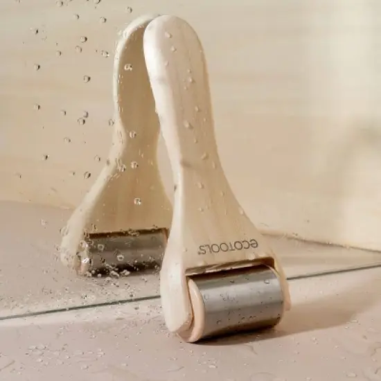 EcoTools Ice Roller Skincare Tool image {5}