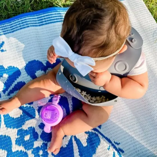 Busy Baby Silicone Stop-Drop Travel Bib with Tethers & Utensils image {4}