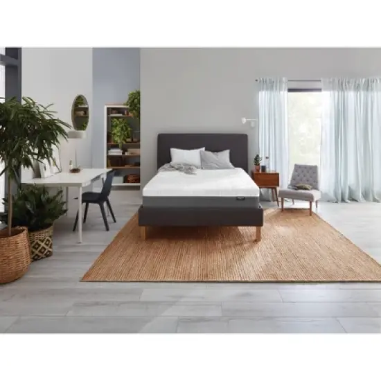 Beautyrest Hybrid 12" Mattress with Micro Diamond Memory Foam image {1}