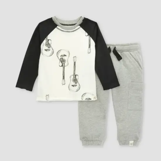 Burt's Bees Baby&reg; Boys' Acoustic Guitar T-Shirt & French Terry Pant Set image {2}