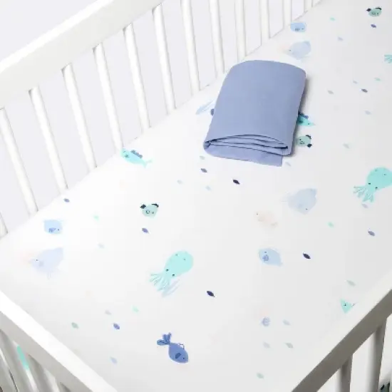 Fitted Jersey Crib Sheet 2pk - Cloud Island&trade; Fish Friends and Solid Blue image {2}