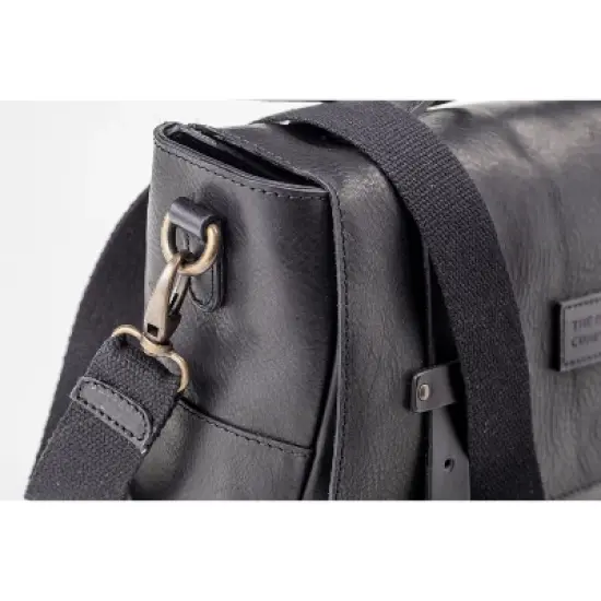 THE DUST COMPANY Leather Messenger Black image {11}