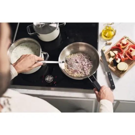 ZWILLING Pure 11-inch Stainless Steel Ceramic Nonstick Fry Pan image {4}