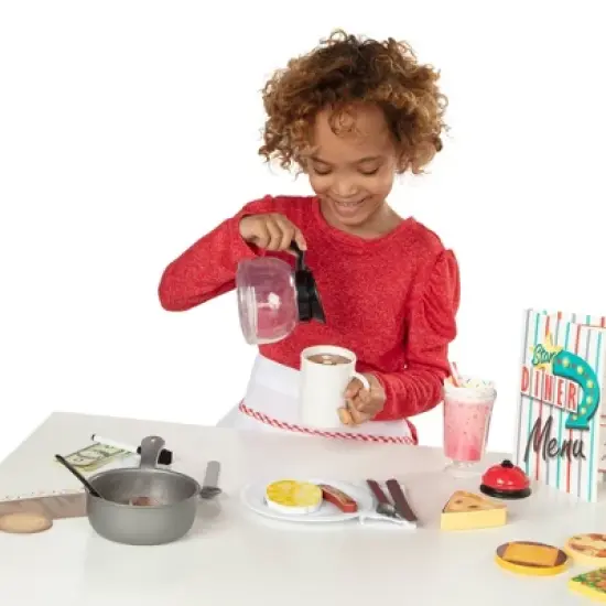 Melissa & Doug Star Diner Restaurant Play Set image {7}