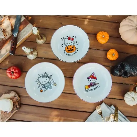 Silver Buffalo Sanrio Hello Kitty Pumpkin Boo 9-Inch Ceramic Coupe Dinner Bowl image {7}