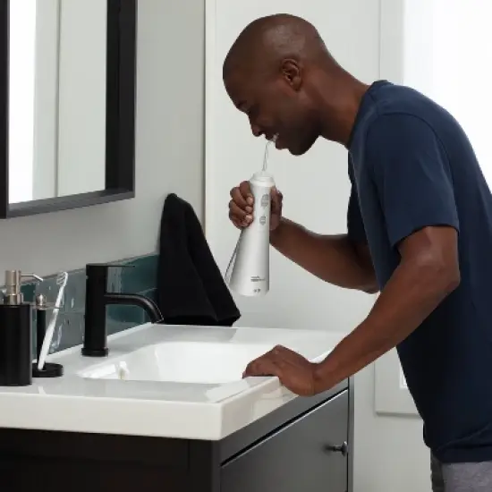 Waterpik Rechargeable Cordless Plus Water Flosser     image {1}