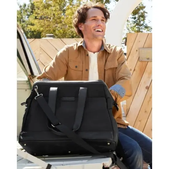 Skip Hop Endless Weekender Diaper Bag image {15}